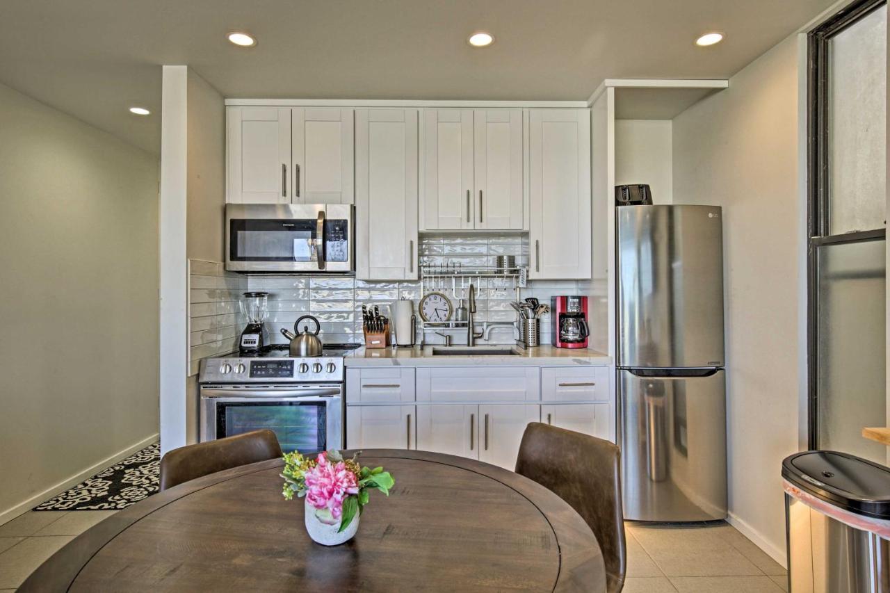 Bayfront San Diego Getaway On Boardwalk With Hot Tub Exterior photo