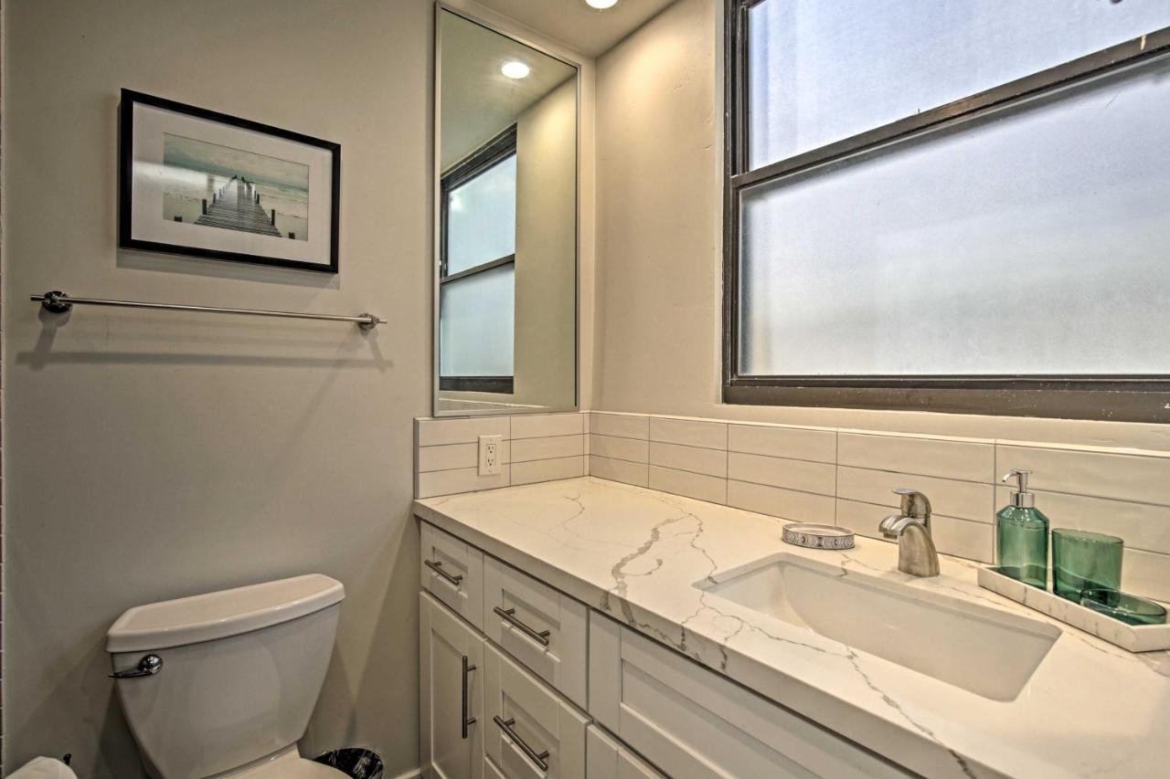 Bayfront San Diego Getaway On Boardwalk With Hot Tub Exterior photo