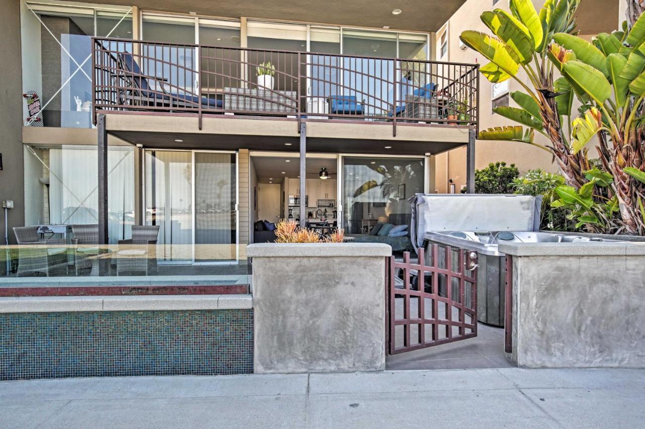 Bayfront San Diego Getaway On Boardwalk With Hot Tub Exterior photo